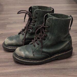 Vintage Dr. Martens Boots